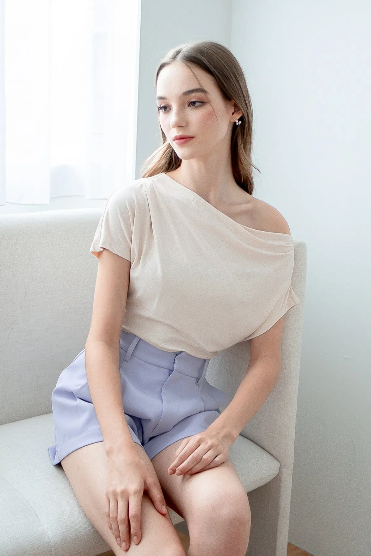 AMOURA BOAT NECK TOP IN IVORY BEIGE