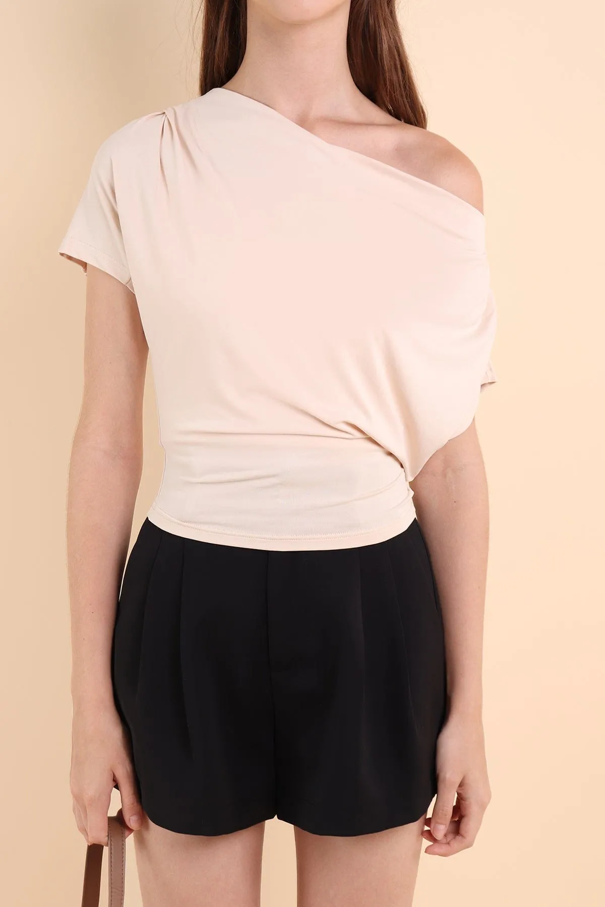 AMOURA BOAT NECK TOP IN IVORY BEIGE