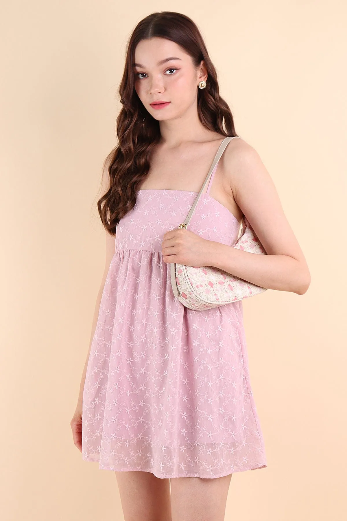 BELLUNA FLORAL EMBROIDERY V5 DRESS IN LILAC PINK