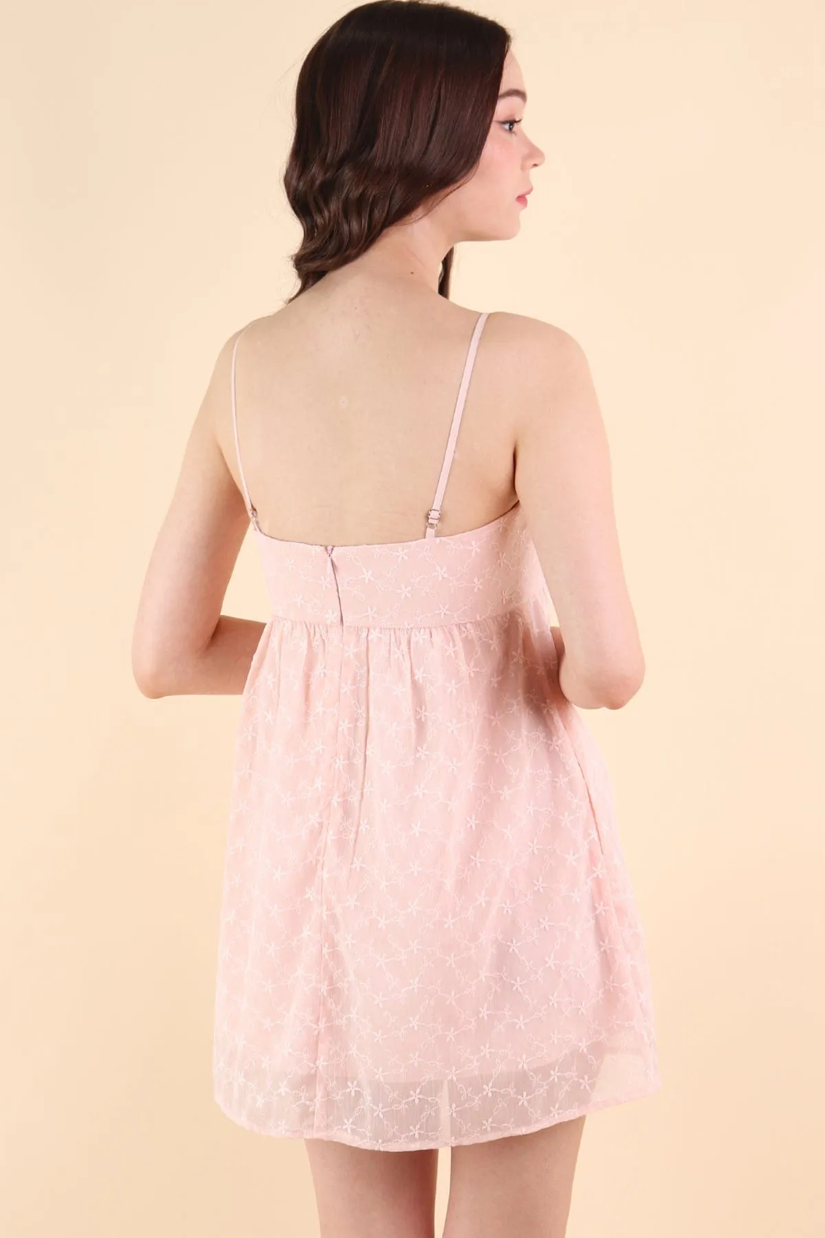 BELLUNA FLORAL EMBROIDERY V5 DRESS IN NUDE PINK