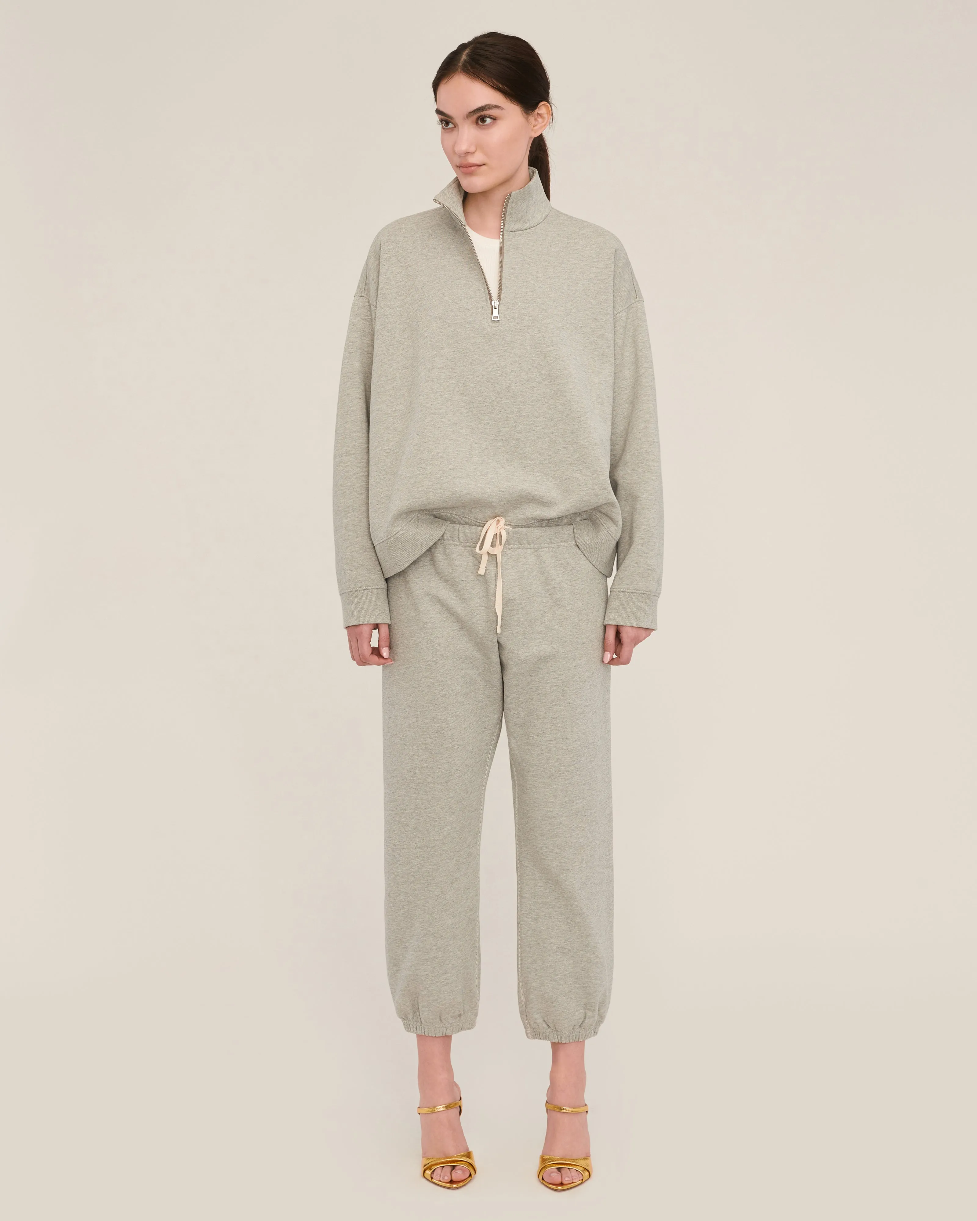 Blaine Low Rise Cropped Sweatpant in Heather Grey