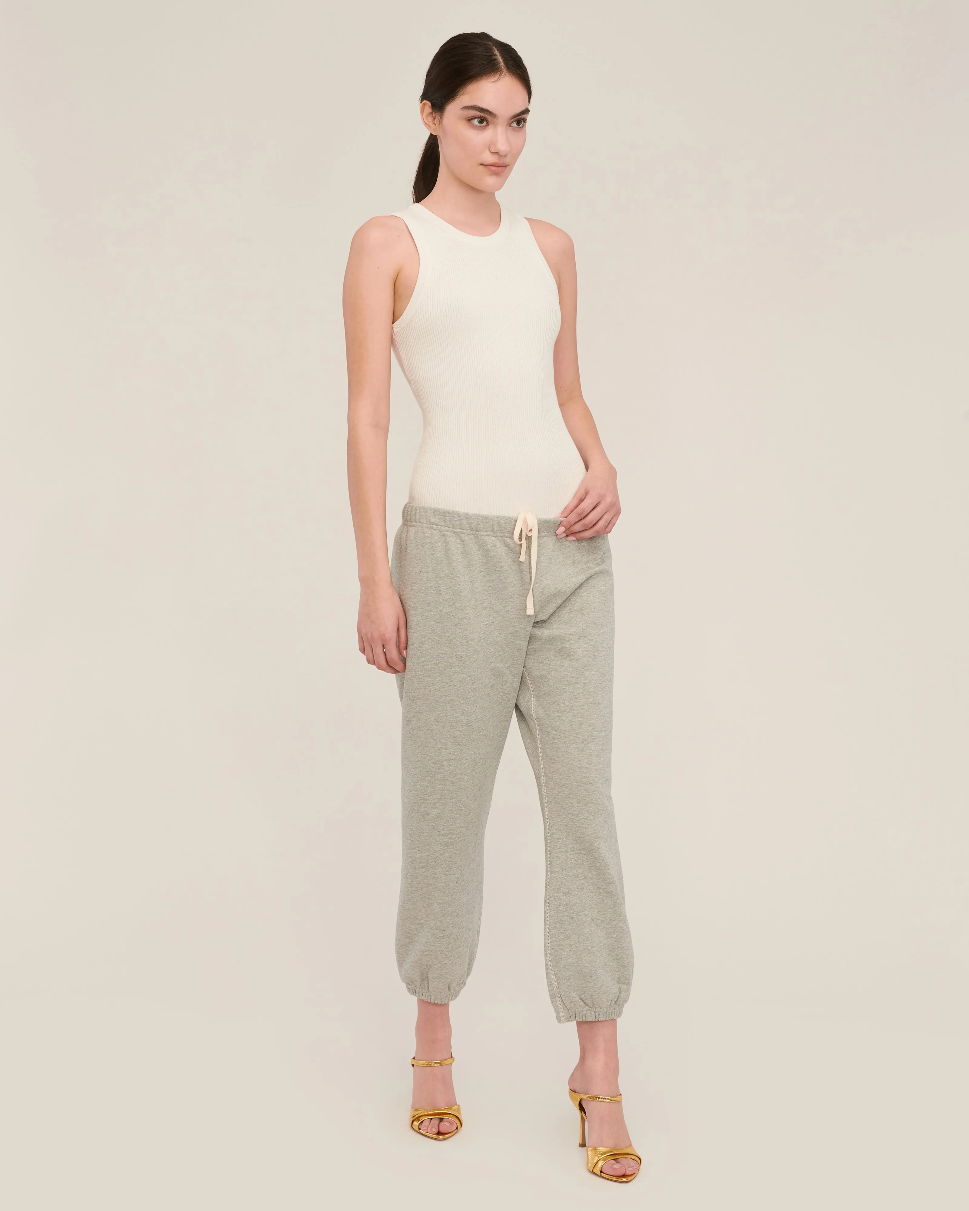 Blaine Low Rise Cropped Sweatpant in Heather Grey