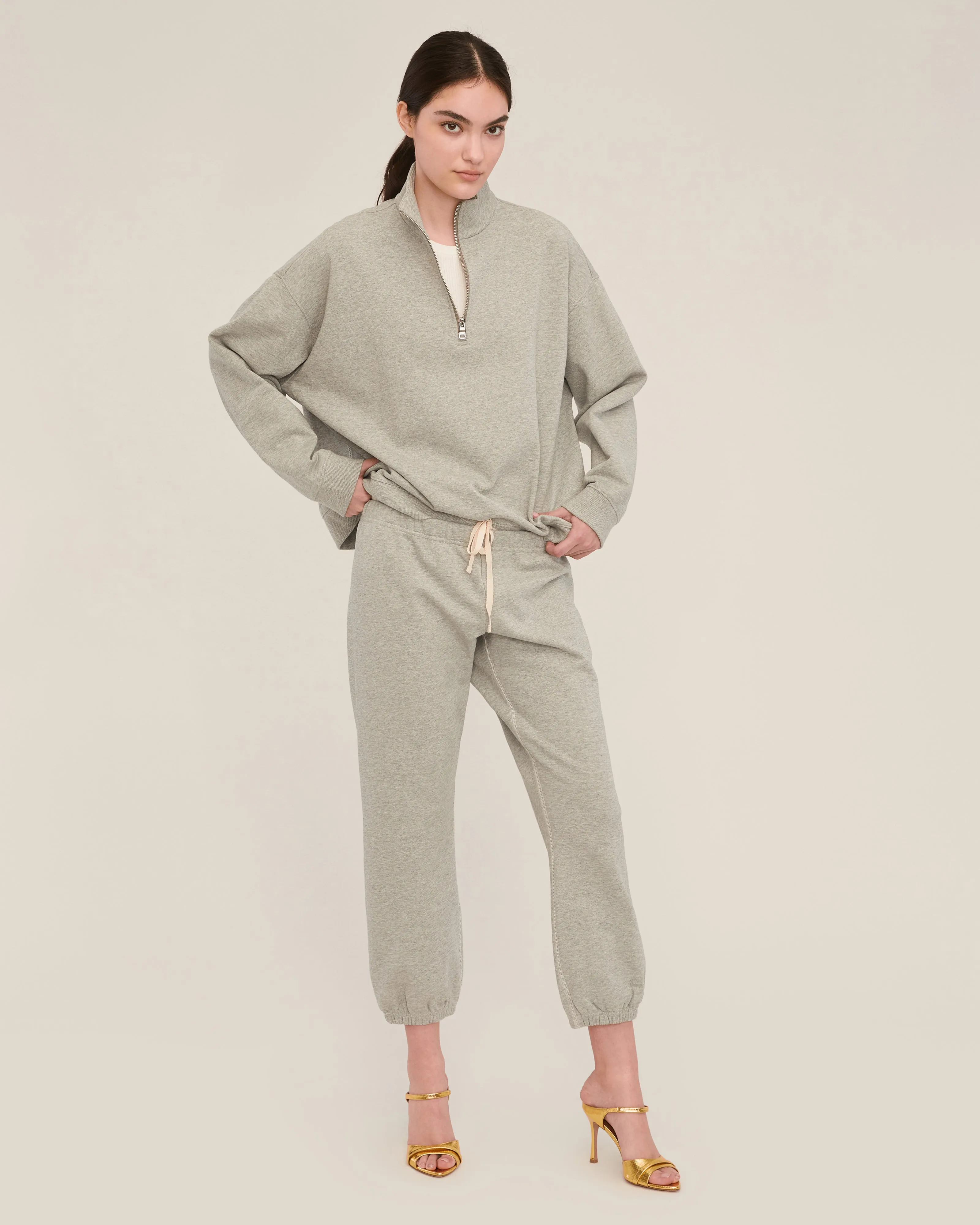 Blaine Low Rise Cropped Sweatpant in Heather Grey