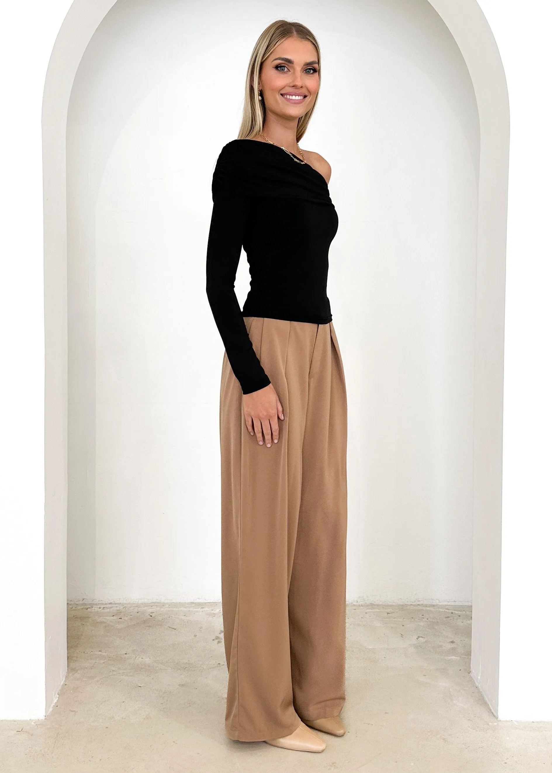 Blime One Shoulder Top - Black