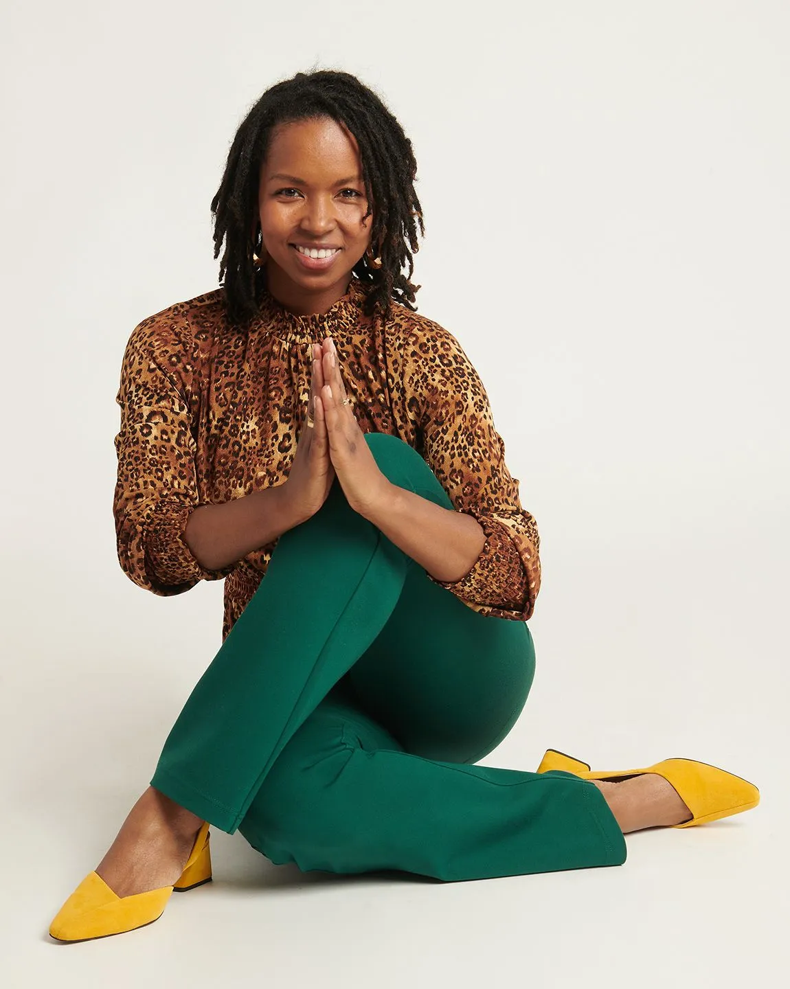 Boot Cut | Two-Pocket Dress Pant Yoga Pants (Botanical)