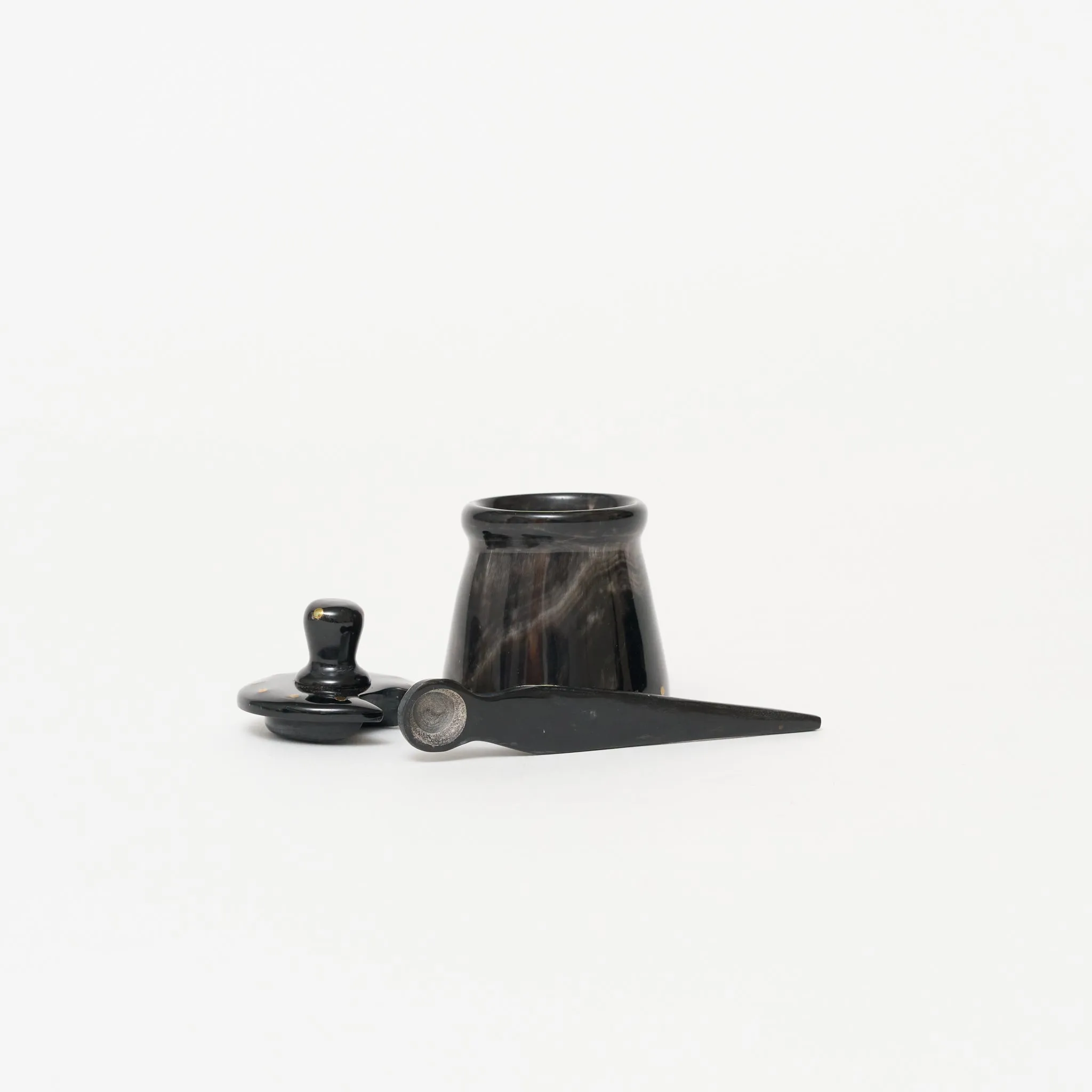 Horn Salt Vessels - Black/Gold