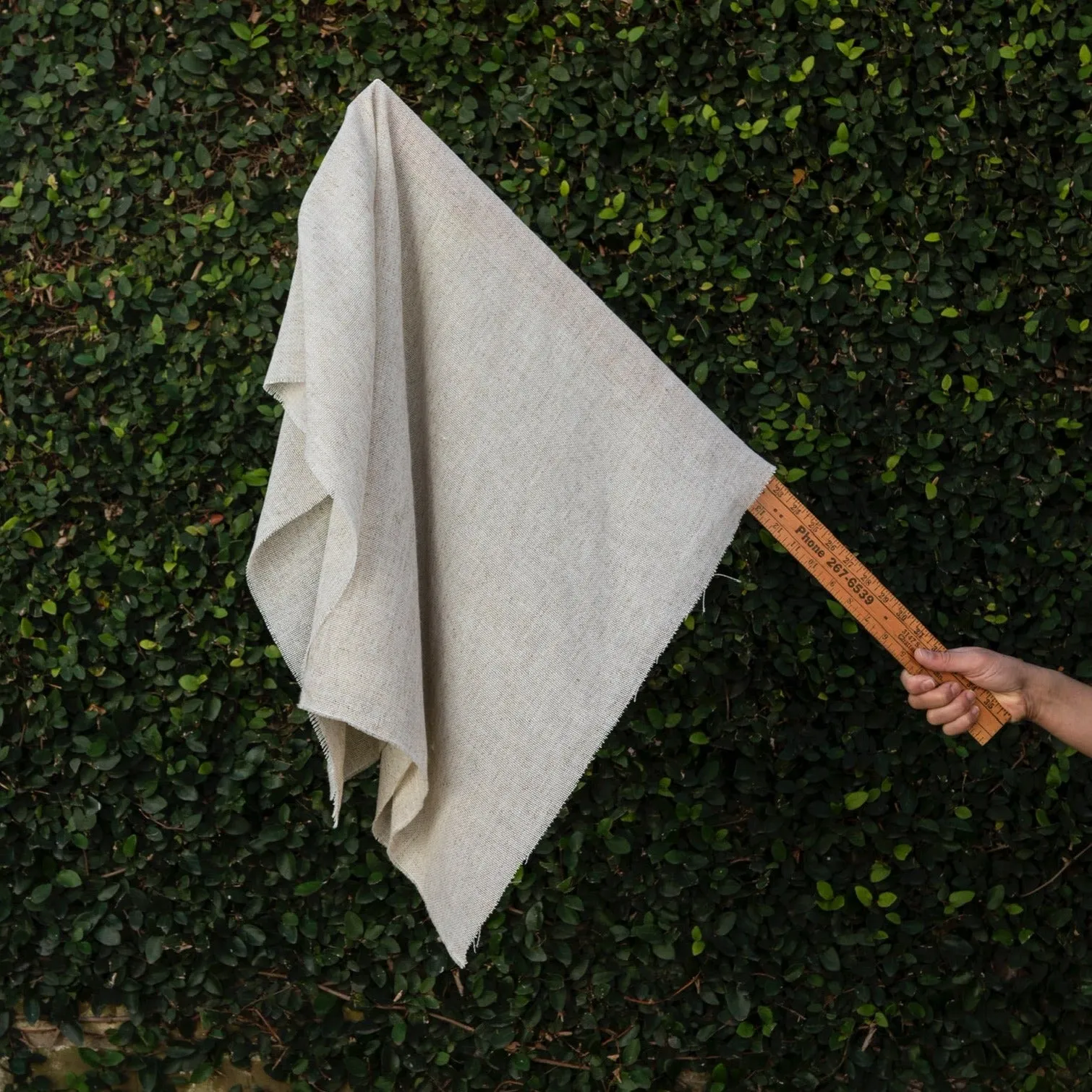 Linen-Look Netting - 1/2 Yard