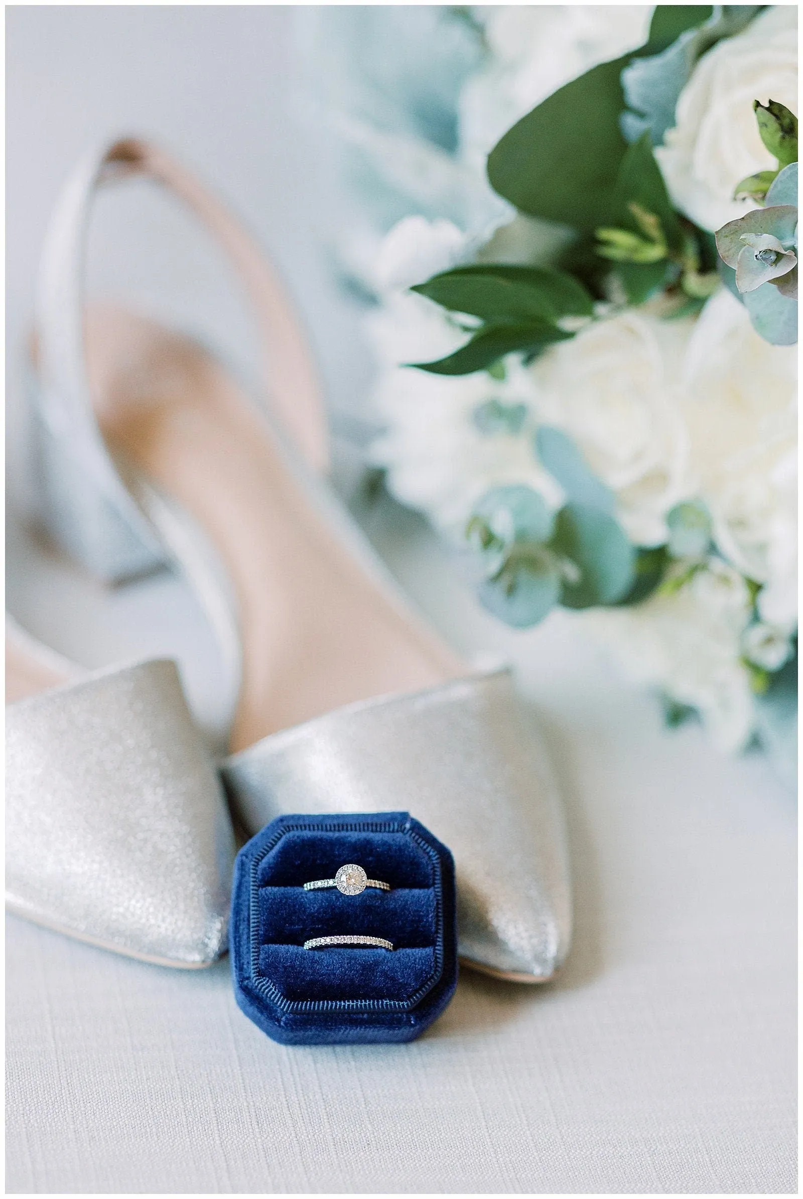 Navy Velvet Sqaure Ring Box