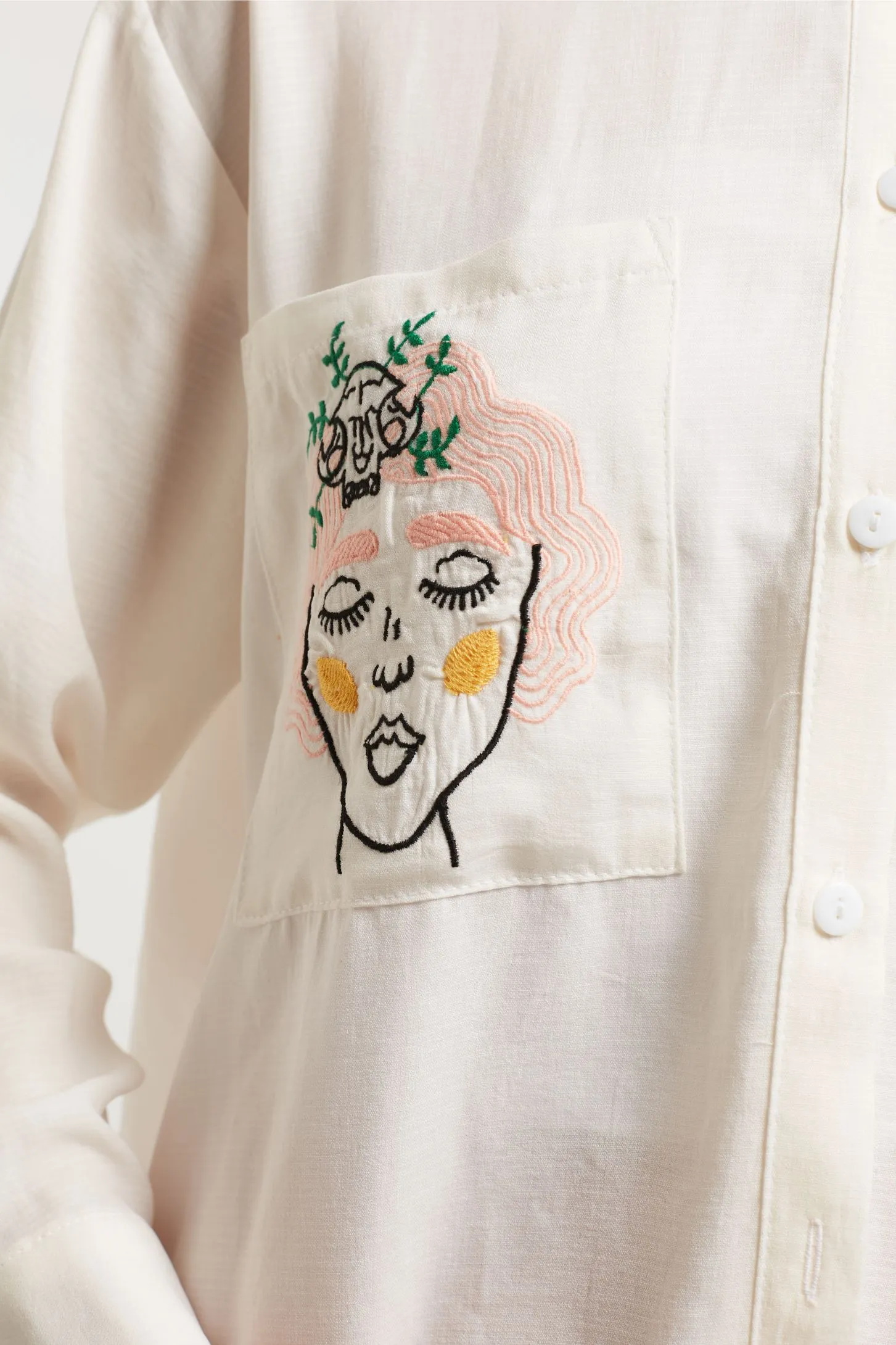 NINA EMBROIDERED SHIRT - WHITE