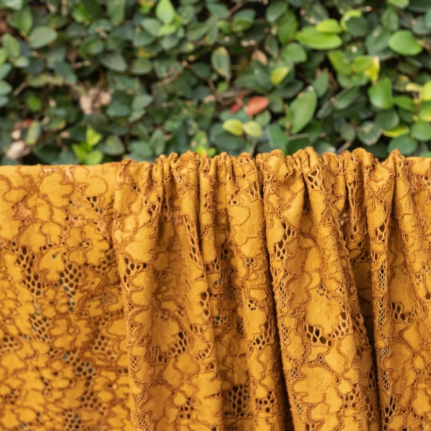 Veronica Beard - Dijon Scallop Eyelash Fringe Lace -Remnant