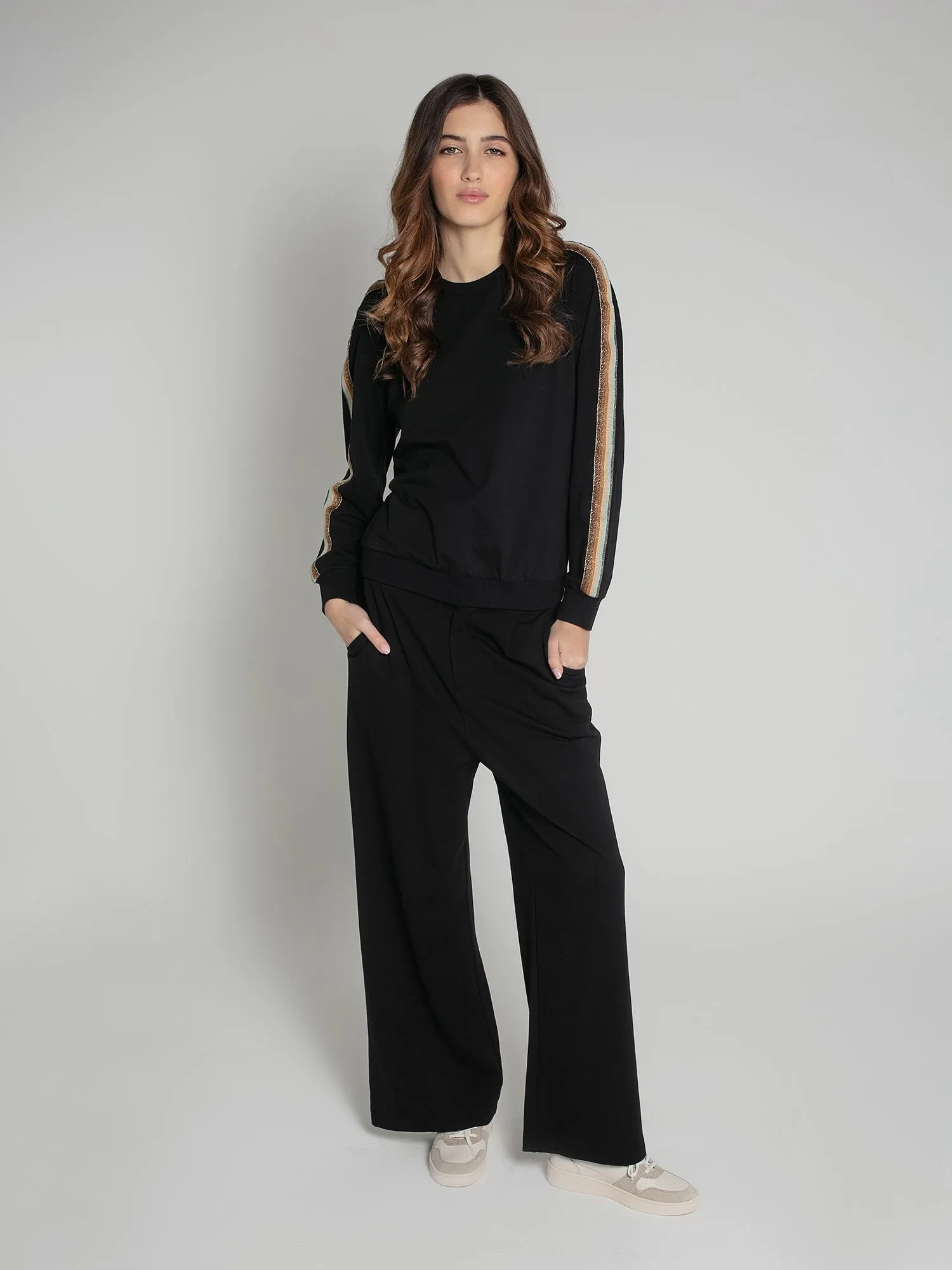 Wren Top in Black